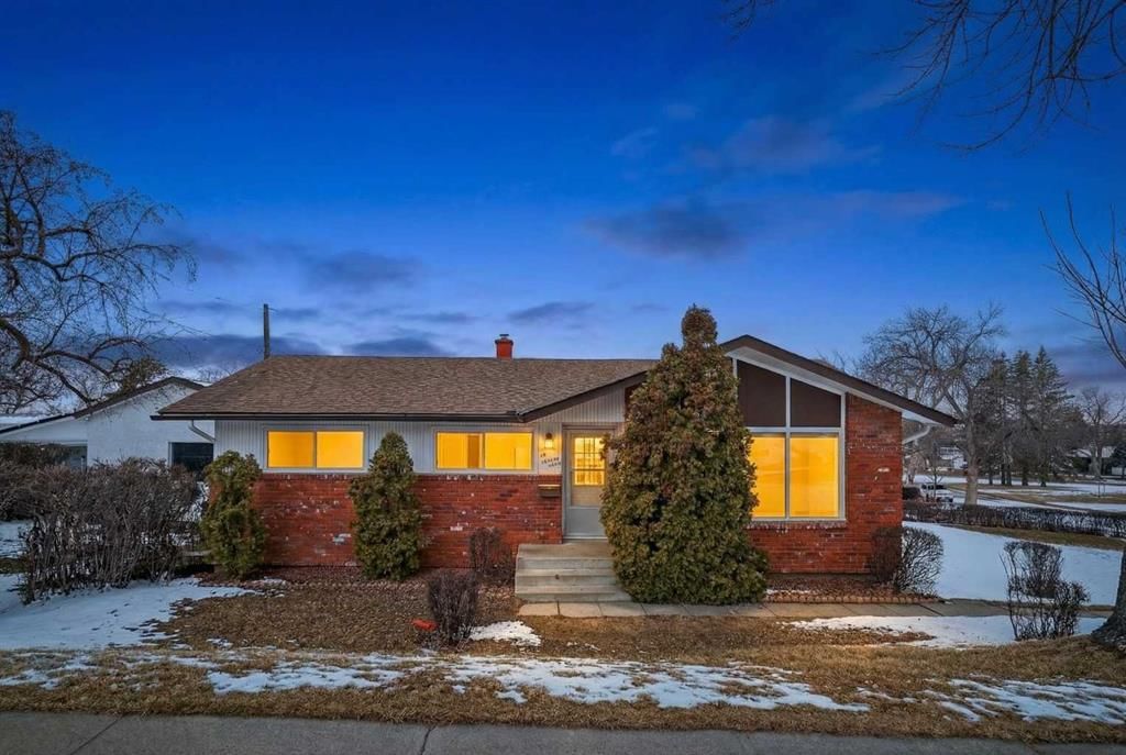 47 Foster Road SE, Calgary — main listing photo
