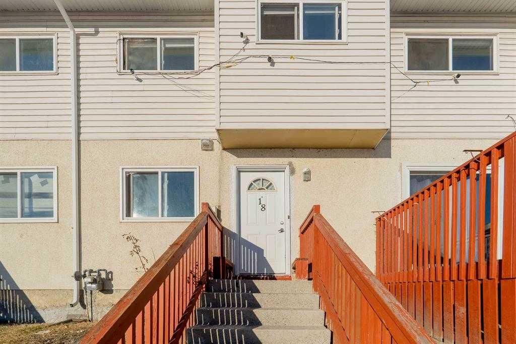 18, 4515 7 Avenue SE, Calgary — main listing photo