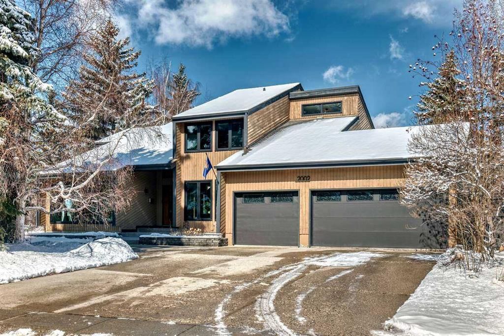 2002 Pump Hill Way SW, Calgary — recently sold home