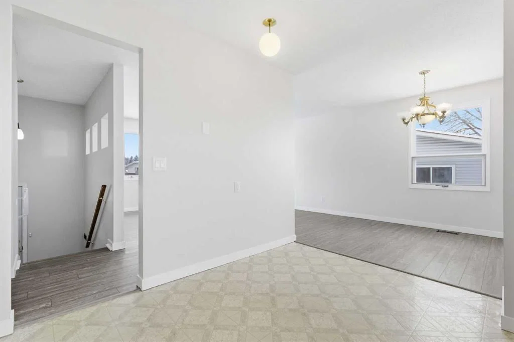 32 Fonda Mews SE, Calgary — photo 4 of 40