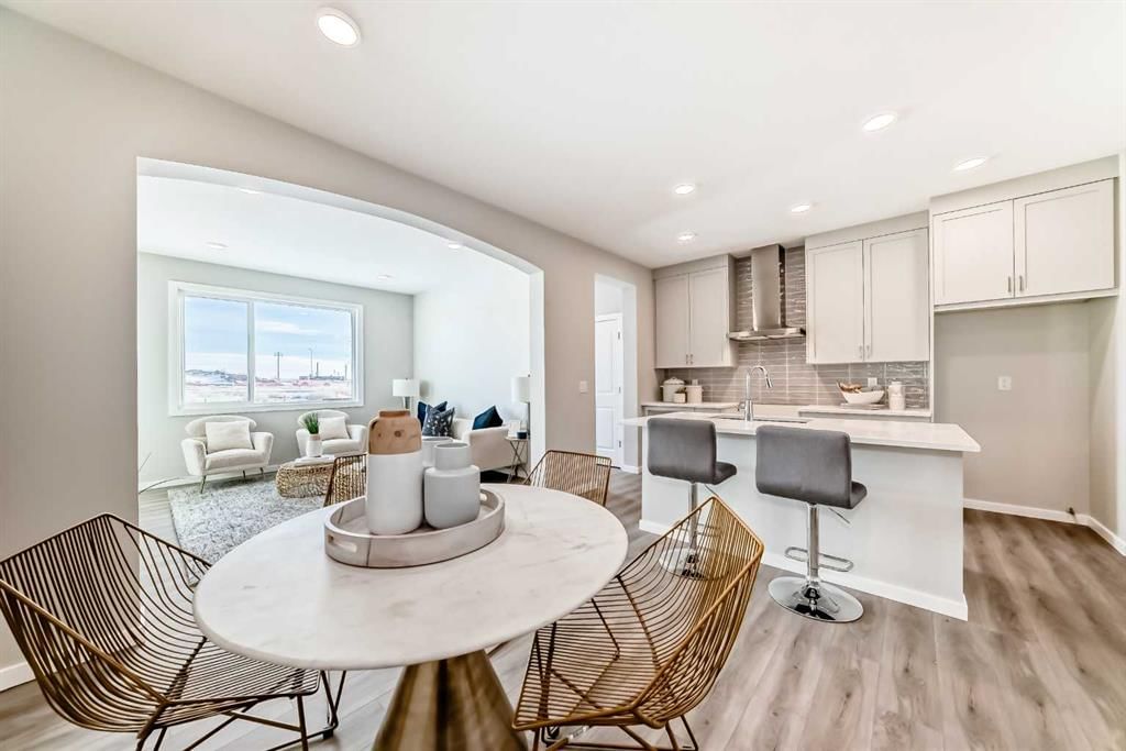 680 Lewisburg Place NE, Calgary — photo 2 of 36