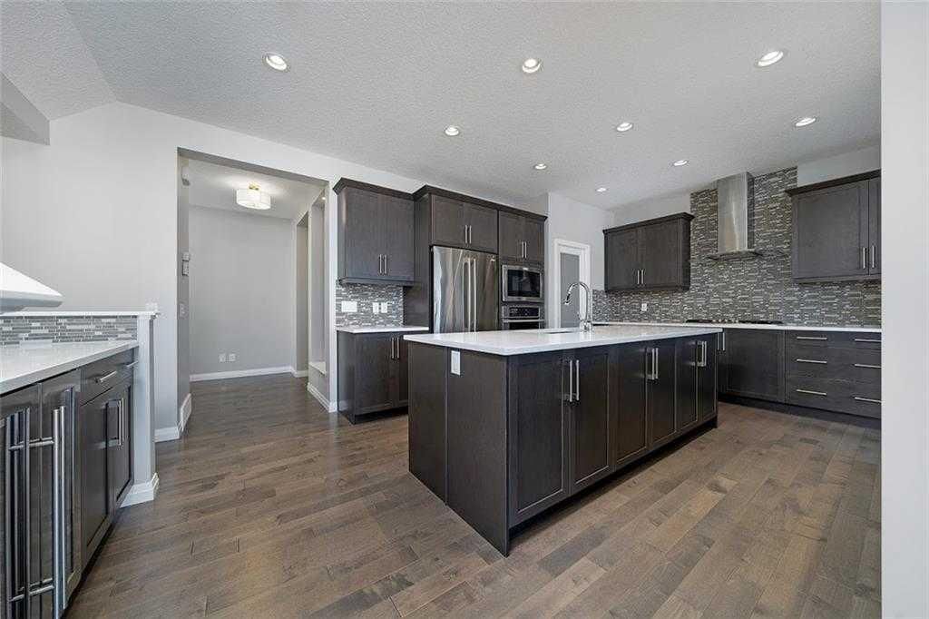 124 Auburn Meadows Crescent SE, Calgary — photo 5 of 33