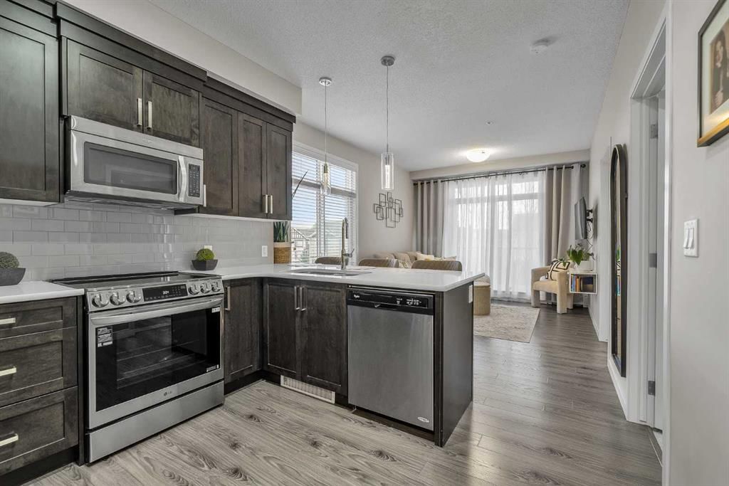 304, 6603 New Brighton Avenue SE, Calgary — photo 4 of 29