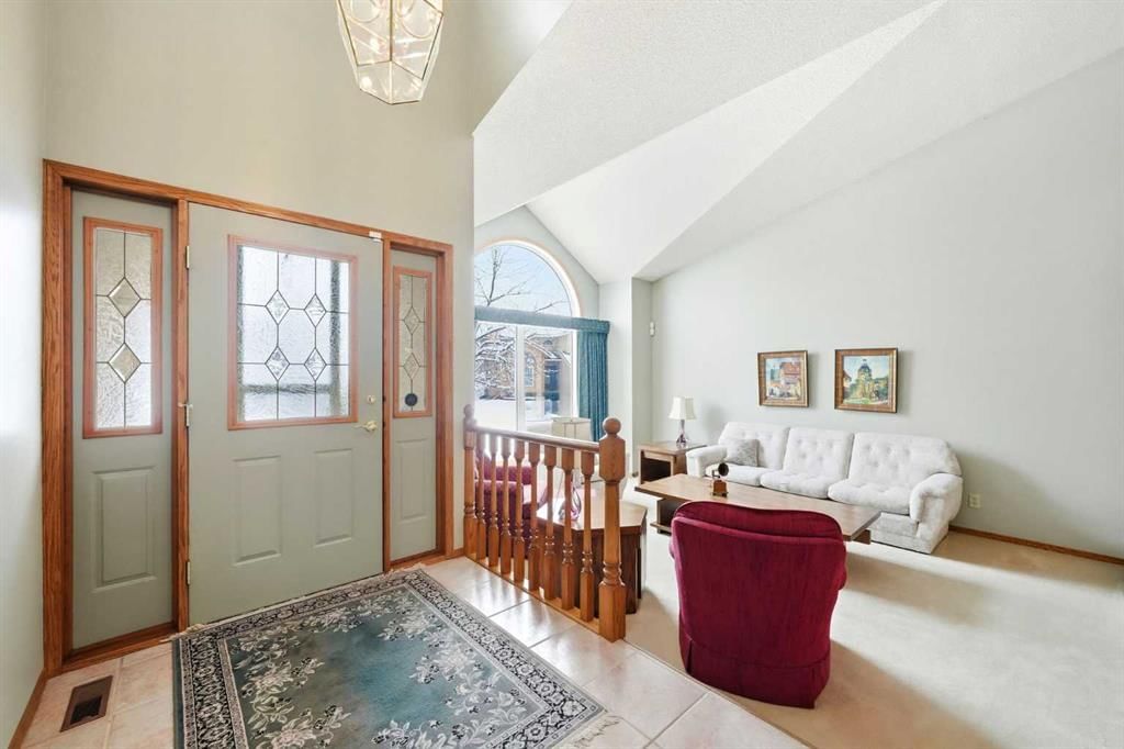 86 Suncanyon Park SE, Calgary — photo 4 of 50