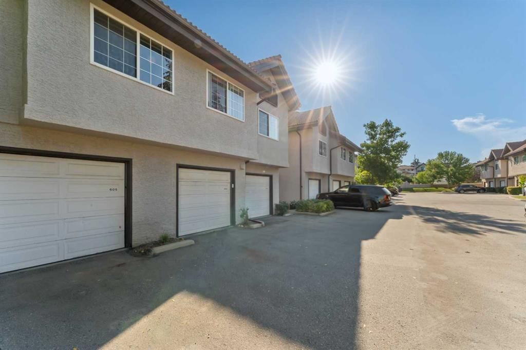 606, 1997 Sirocco Drive SW, Calgary — photo 3 of 32