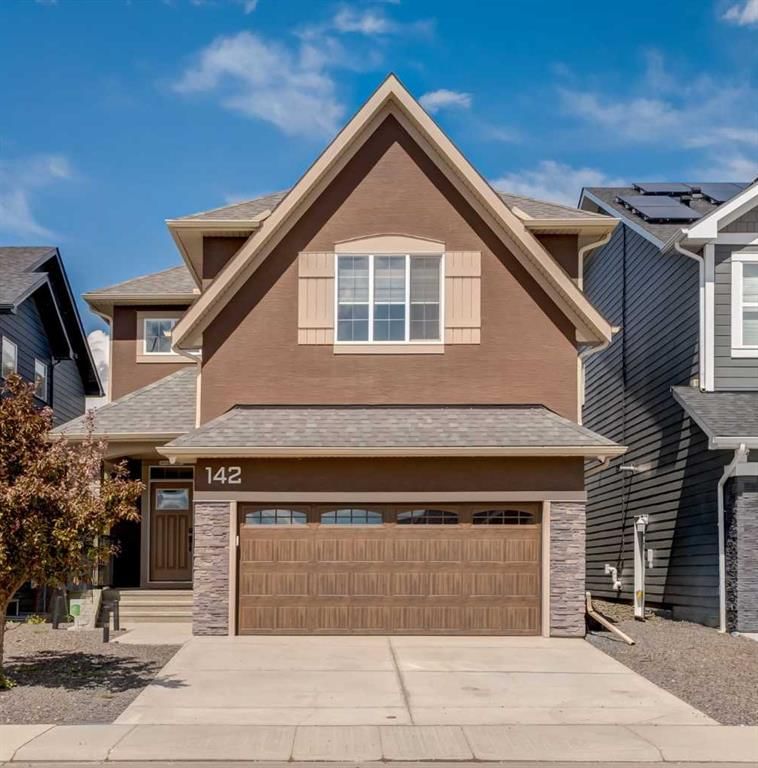 142 Cranbrook Park SE, Calgary — main listing photo