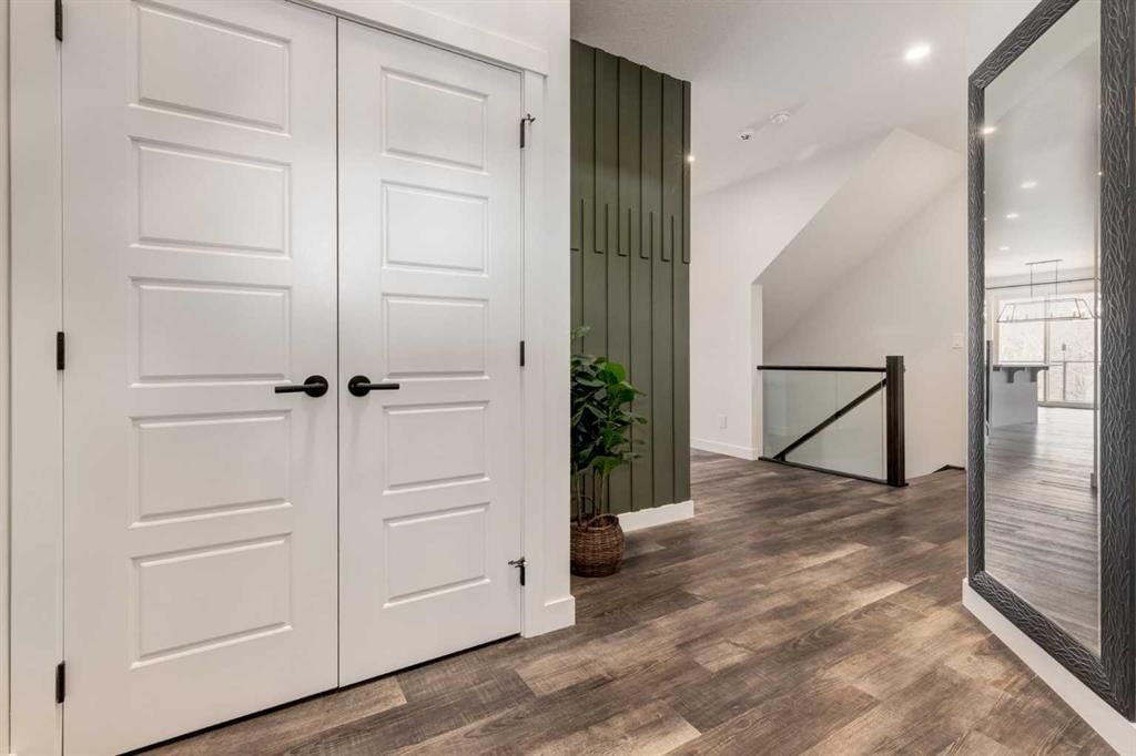 142 Cranbrook Park SE, Calgary — photo 4 of 49