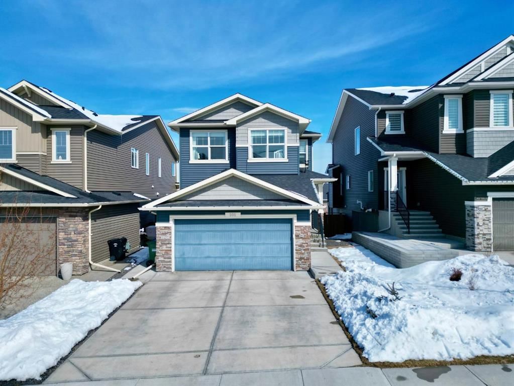 301 Crestmont Drive SW, Calgary — main listing photo
