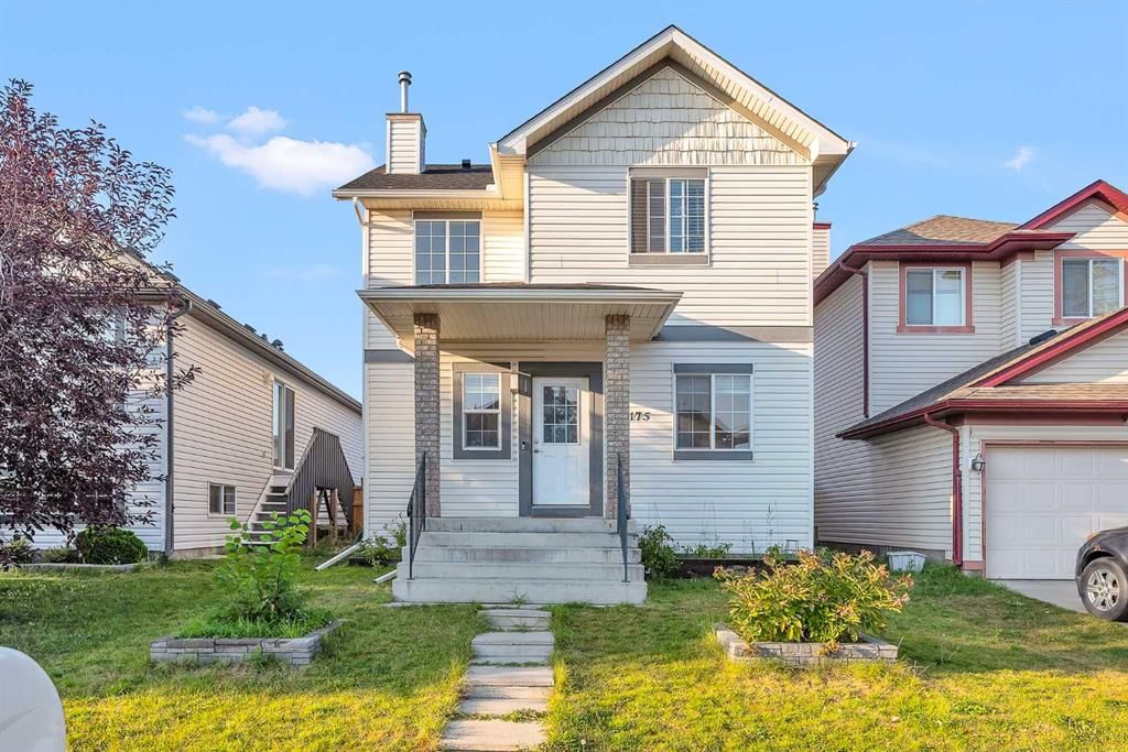 175 Evansmeade Common NW, Calgary — main listing photo