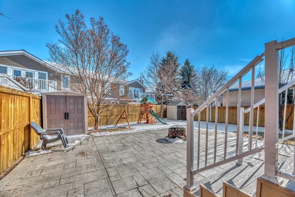 167 Douglasbank Mews SE, Calgary — photo 4 of 49