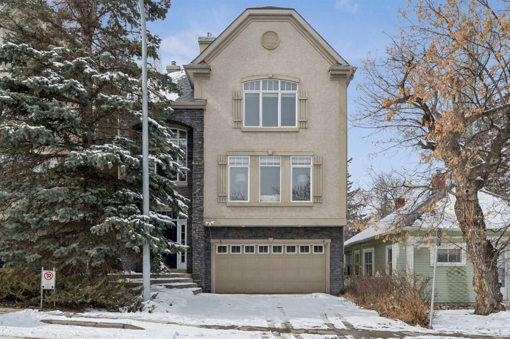 2141 15 Street SW, Calgary — main listing photo