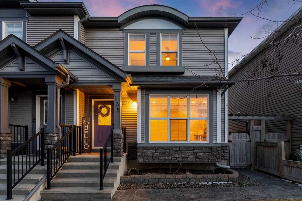135 Autumn Green SE, Calgary — photo 2 of 32