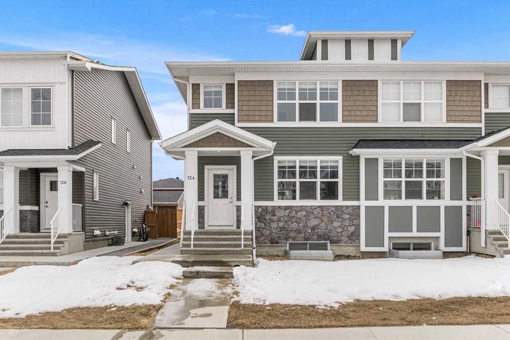 124 Red Embers Place NE, Calgary — photo 2 of 43