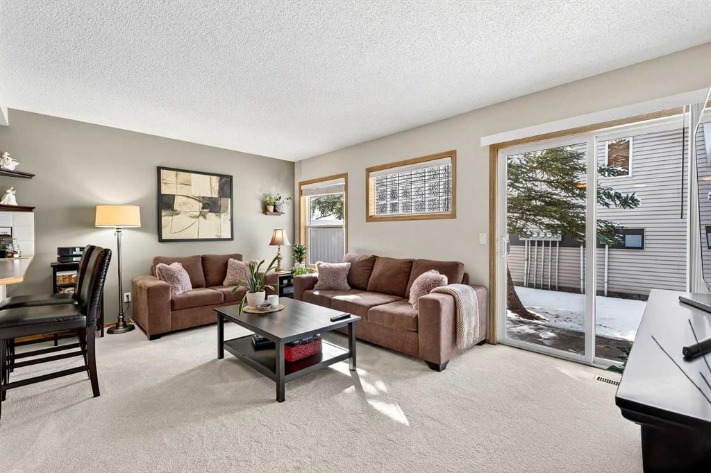 245 Millview Green SW, Calgary — photo 2 of 34