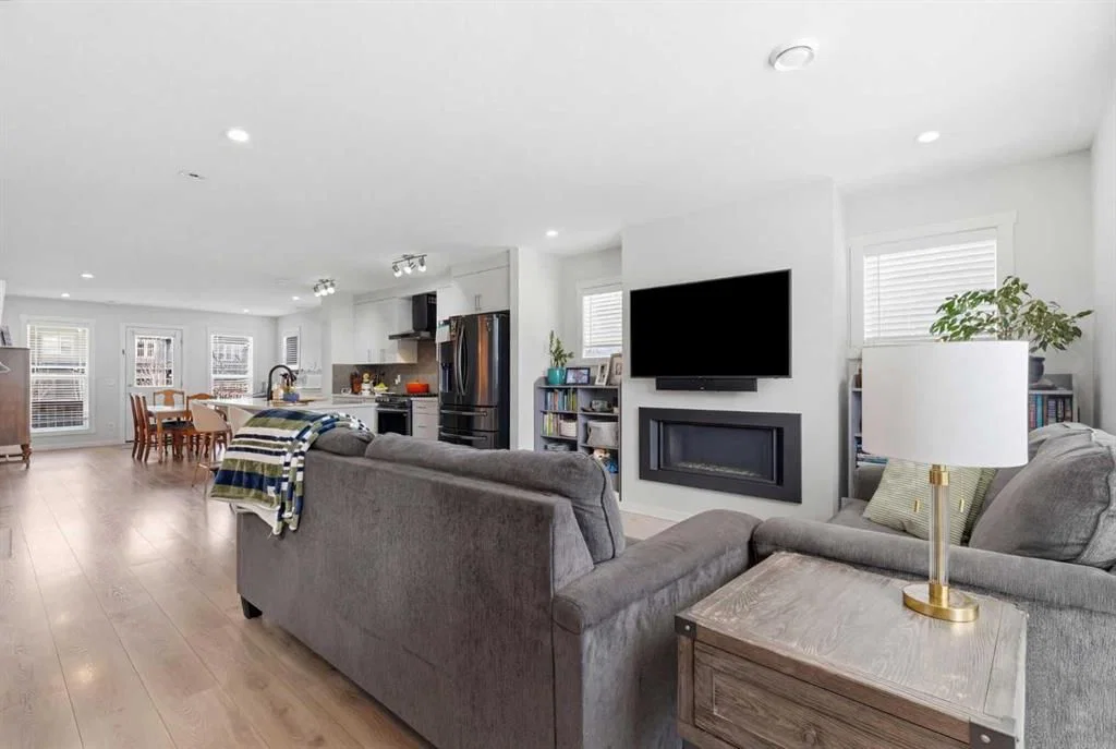 479 Cranbrook Square SE, Calgary — main listing photo