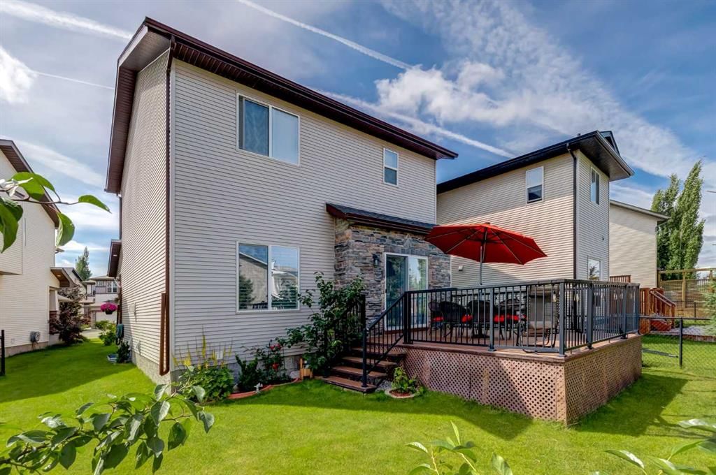 163 Cougarstone Court SW, Calgary — photo 3 of 38