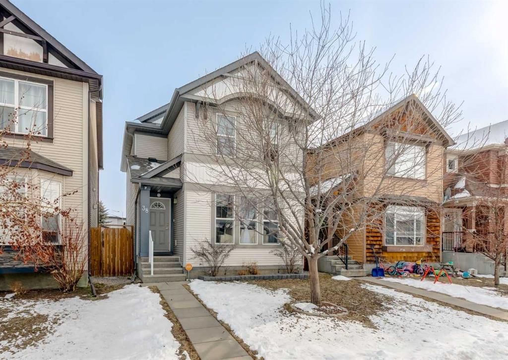 38 Autumn Crescent SE, Calgary — main listing photo
