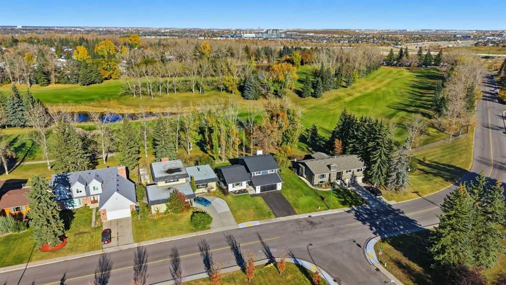 1016 Mapleglade Drive SE, Calgary — photo 2 of 45