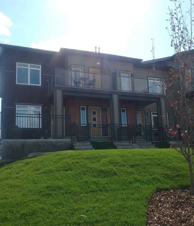 175 Sage Bluff Circle NW, Calgary — photo 2 of 32
