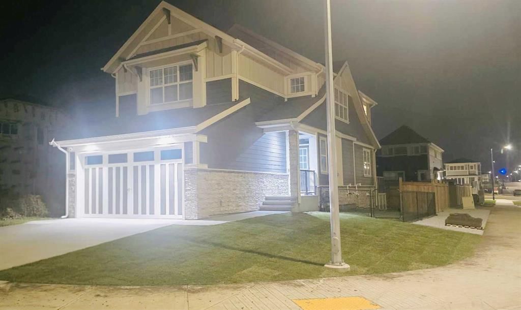 158 Magnolia Path SE, Calgary — main listing photo