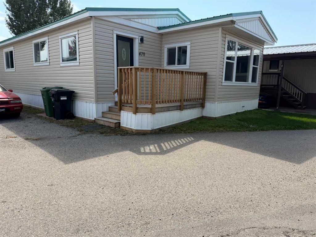 470, 3223 83 Street NW, Calgary — photo 2 of 18