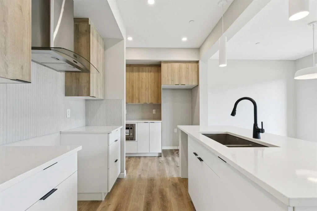302 Hotchkiss Common SE, Calgary — photo 5 of 35