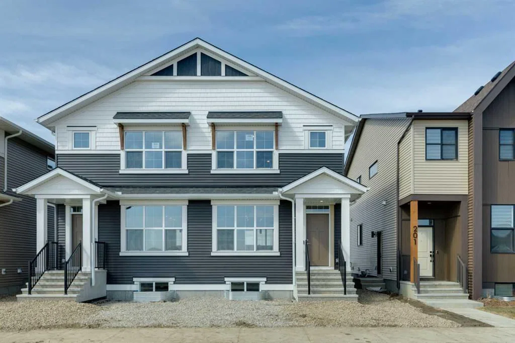205 Hotchkiss Road SE, Calgary — main listing photo