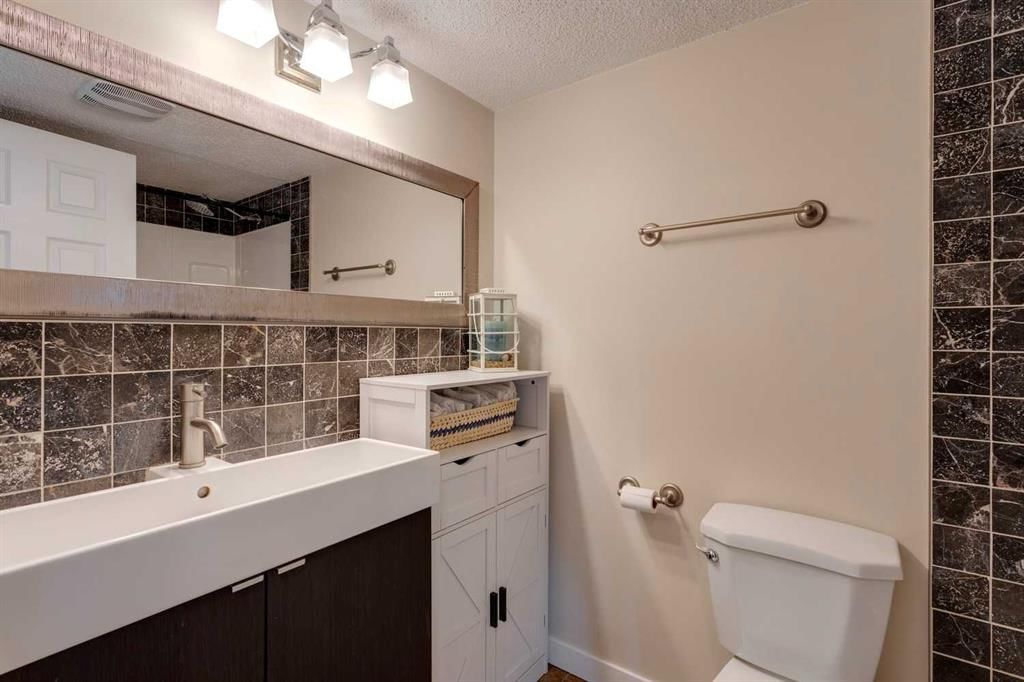 301, 2203 14 Street SW, Calgary — photo 5 of 26