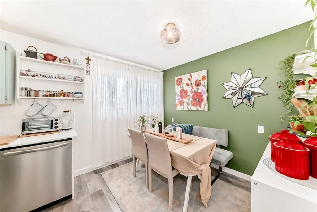73, 115 Bergen Road NW, Calgary — photo 2 of 49