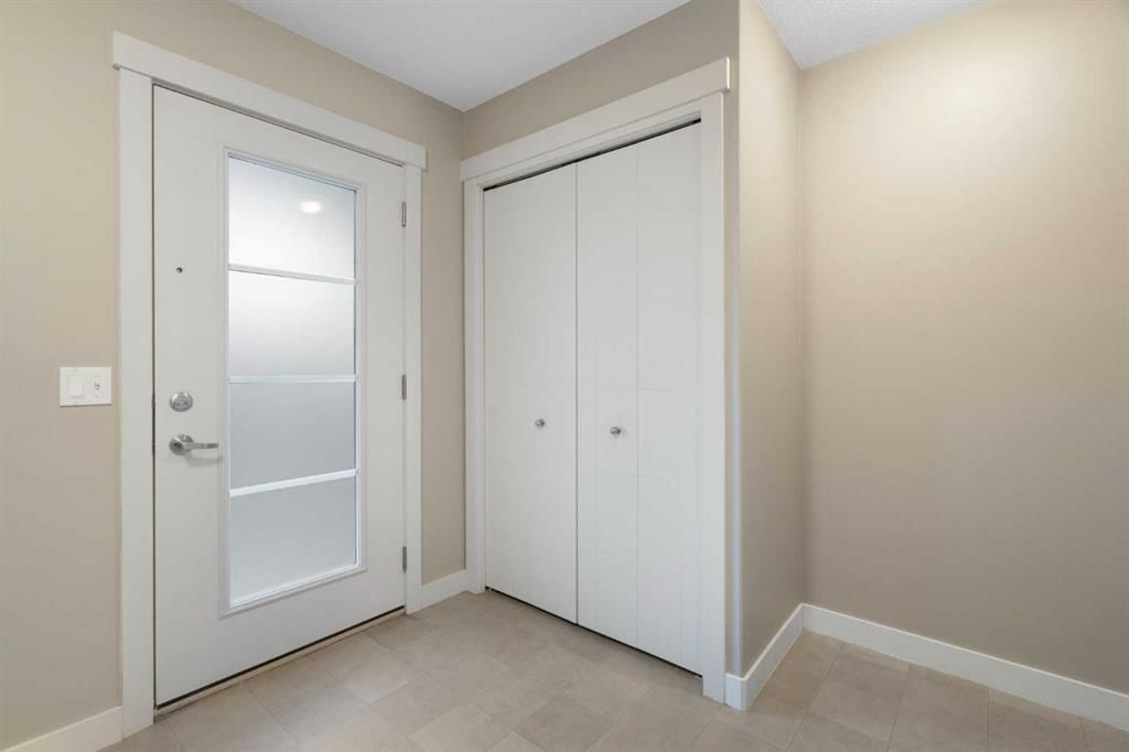 428 Redstone View NE, Calgary — photo 4 of 36