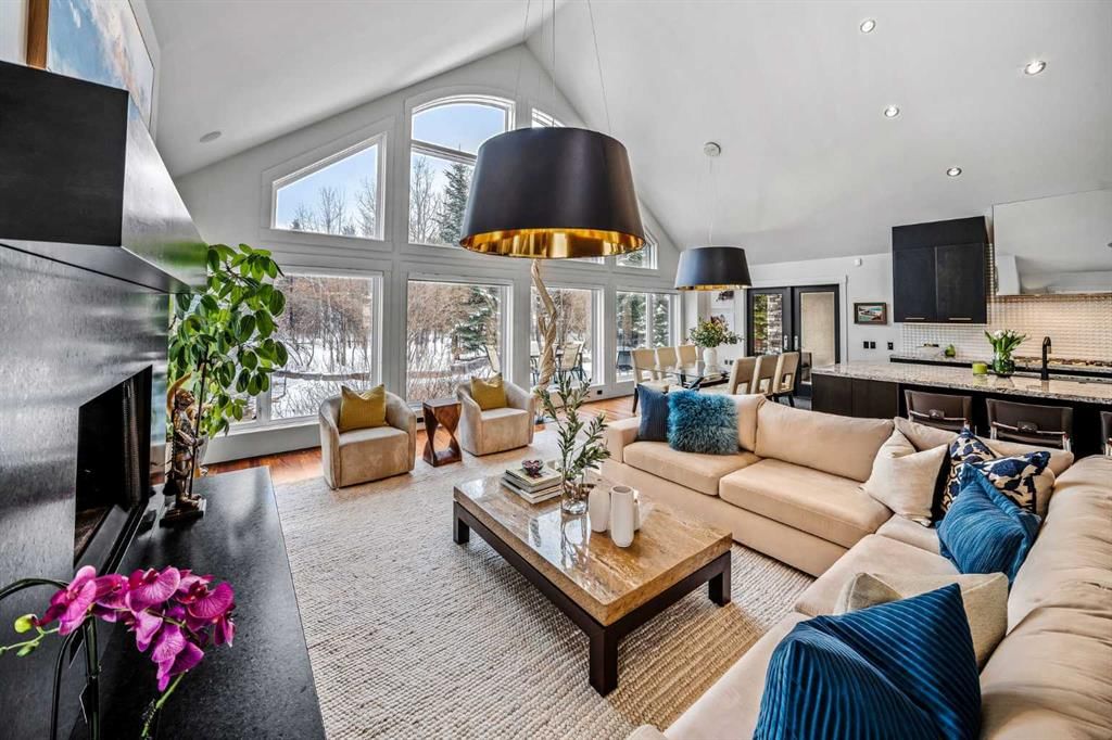 23 Spring Willow Way SW, Calgary — photo 2 of 50
