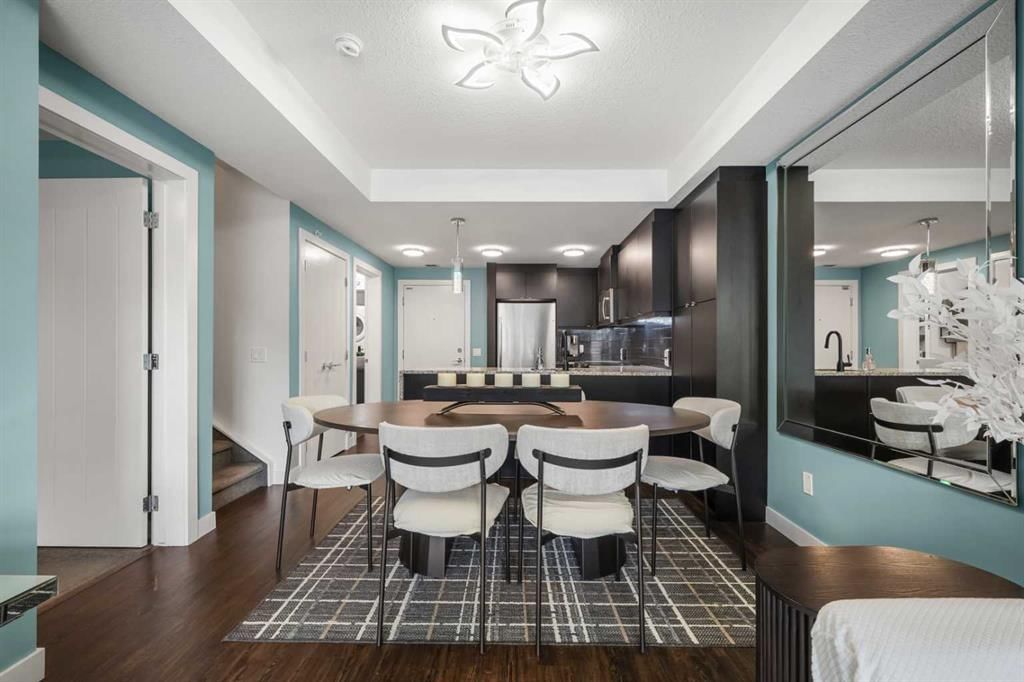 305, 25 Aspenmont Heights SW, Calgary — main listing photo