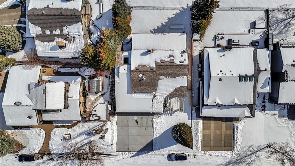 636 Varsity Estates Crescent NW, Calgary — photo 2 of 50