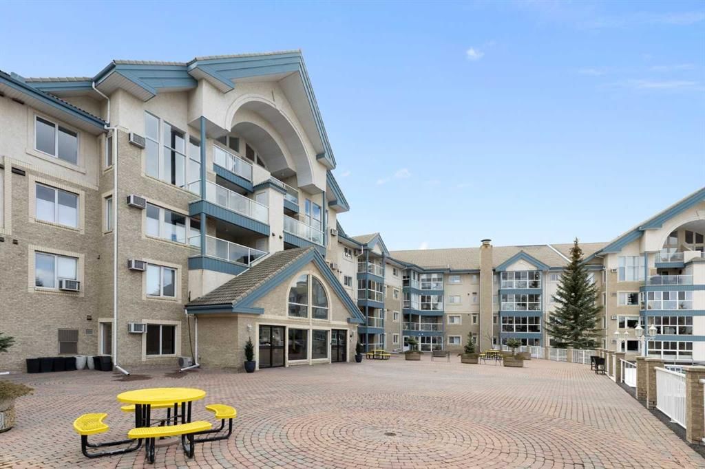 314, 7239 Sierra Morena Boulevard SW, Calgary — photo 2 of 50