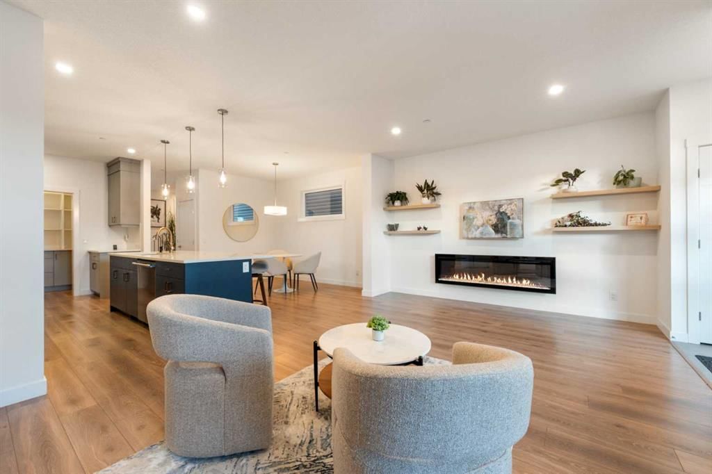 244 Lucas Avenue NW, Calgary — photo 4 of 46