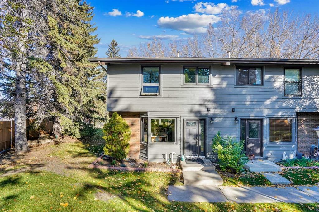 27, 10910 Bonaventure Drive SE, Calgary — main listing photo