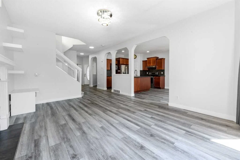 228 SADDLECREST Way NE, Calgary — photo 5 of 50