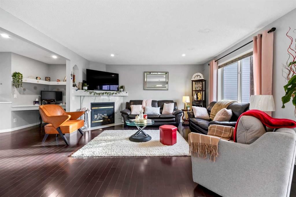 465 Panamount Boulevard NW, Calgary — photo 4 of 46