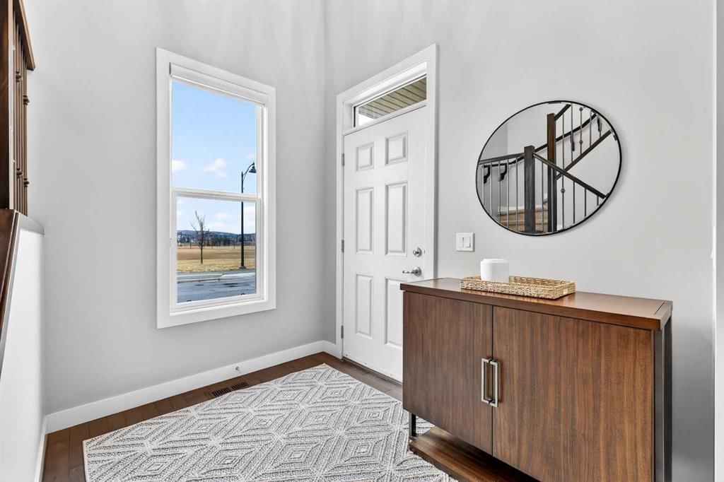 9 Legacy Lane SE, Calgary — photo 3 of 50