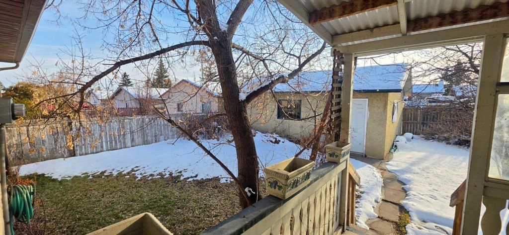 235 Fallswater Road NE, Calgary — photo 3 of 30