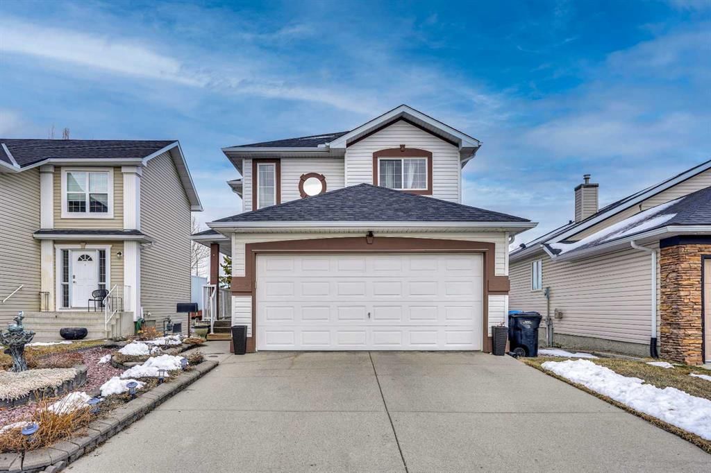 83 Bridlecreek Heath SW, Calgary — photo 2 of 38