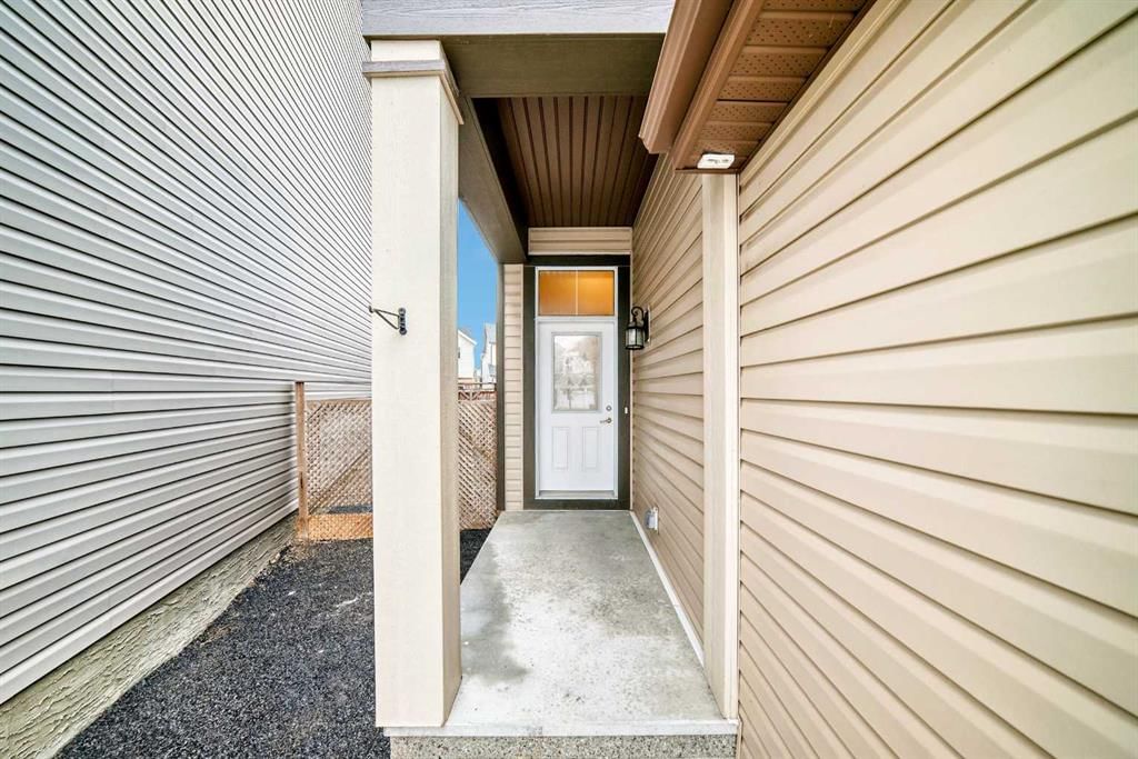 144 Auburn Glen Close SE, Calgary — photo 3 of 50