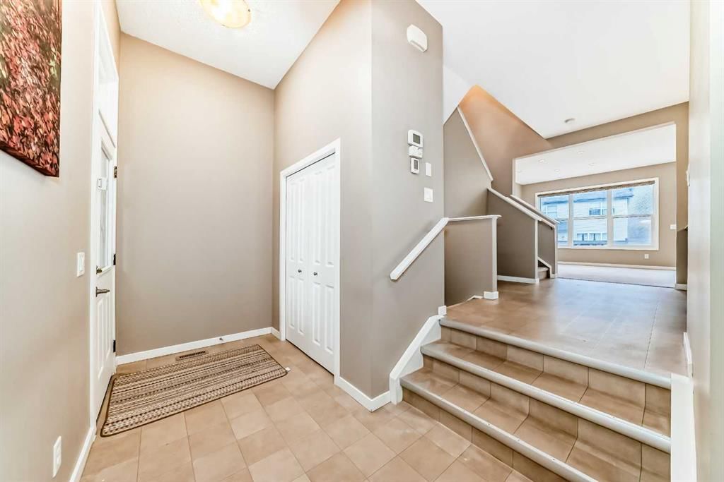 144 Auburn Glen Close SE, Calgary — photo 5 of 50