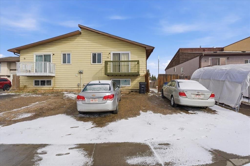 79 Fonda Drive SE, Calgary — photo 3 of 35