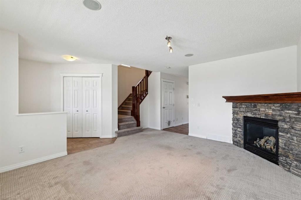 200 Silverado Drive SW, Calgary — photo 5 of 35