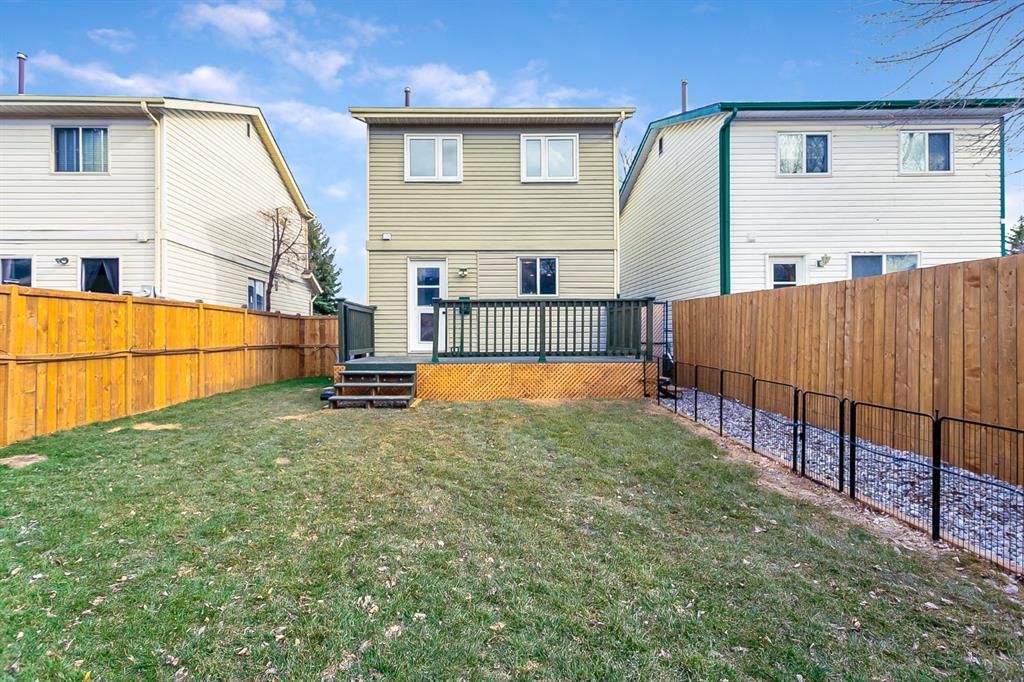 92 Riverbrook Place SE, Calgary — photo 4 of 50