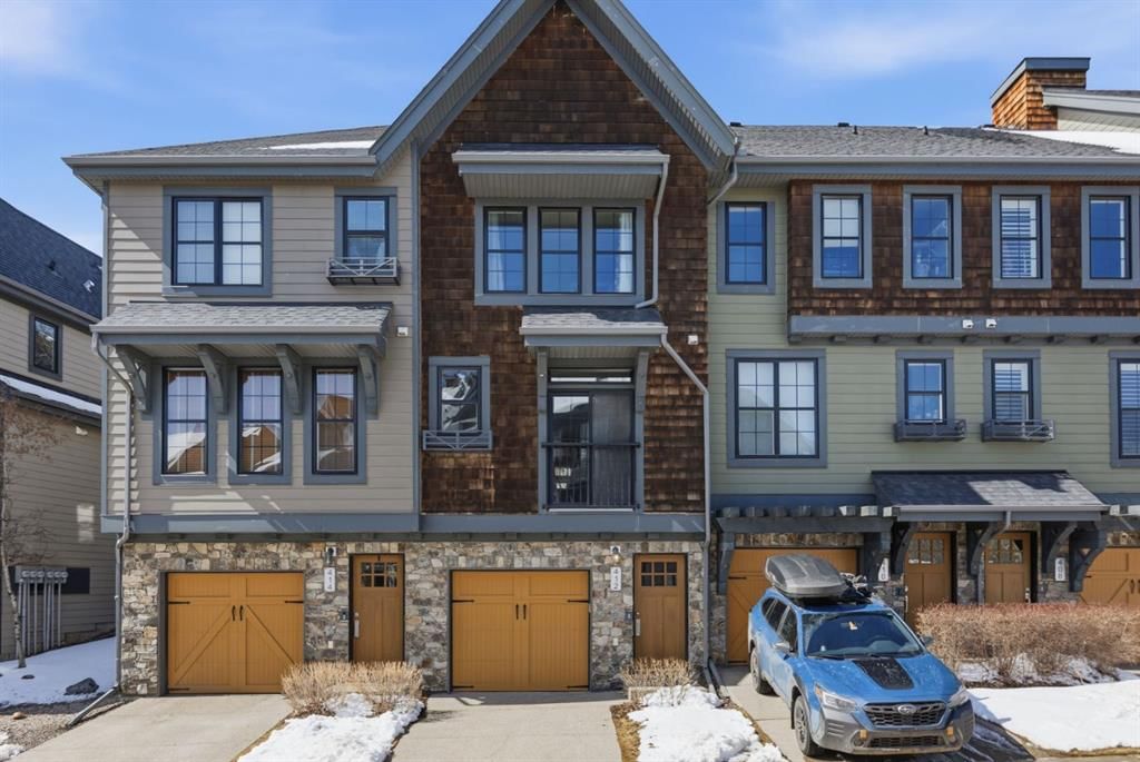 412 Ascot Circle SW, Calgary — main listing photo