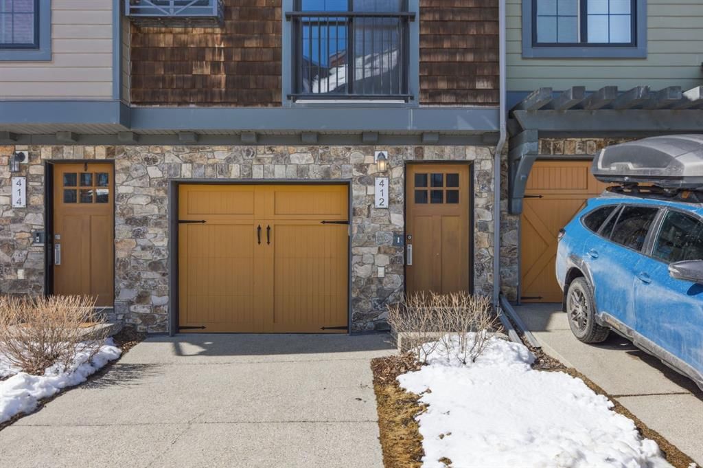 412 Ascot Circle SW, Calgary — photo 2 of 46