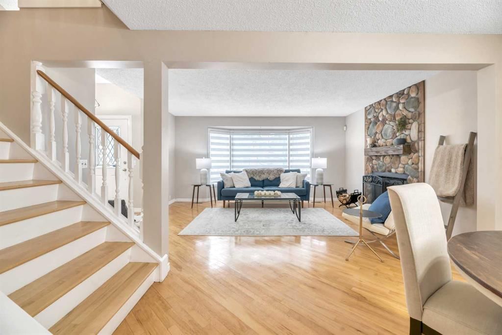 391 Scenic Glen Place NW, Calgary — photo 5 of 39