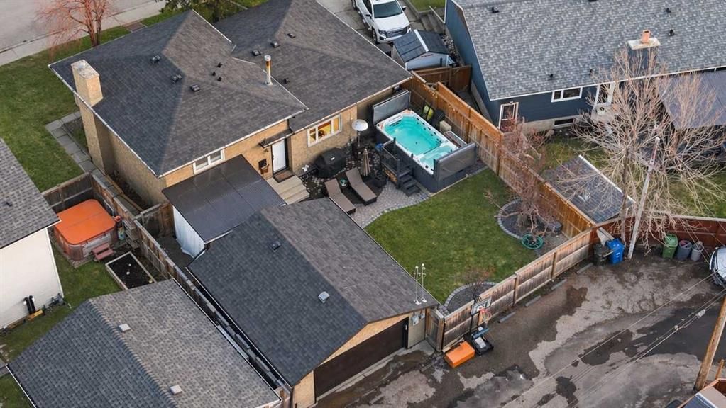 844 Lake Lucerne Drive SE, Calgary — photo 4 of 50